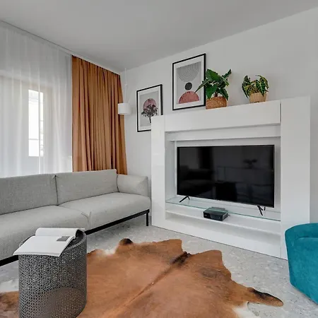 Nadmotlawie Riverside - Gym & Free Parking By Downtown Apartment *